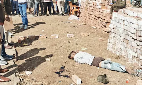 भाटापारा शहर में शव मिलने से फैली सनसनी