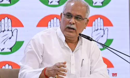 भूपेश बघेल पर 500 करोड़ के हर्जाने के लिए मानहानि का केस, असम सीएम को बदनाम करने का आरोप भूपेश बघेल पर 500 करोड़ के हर्जाने के लिए मानहानि का केस, असम सीएम को बदनाम करने का आरोप