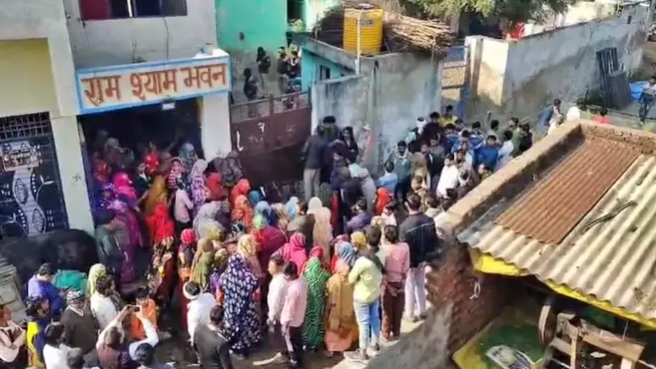 Mathura: जहर मिली दूध पीने से पूरा परिवार खत्म Mathura: जहर मिली दूध पीने से पूरा परिवार खत्म