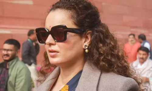 Kangana: विपक्ष ने सारी हदें पार कर दीं, संसद में जो हो रहा उससे पूरा देश शर्मिंदा Kangana: विपक्ष ने सारी हदें पार कर दीं, संसद में जो हो रहा उससे पूरा देश शर्मिंदा