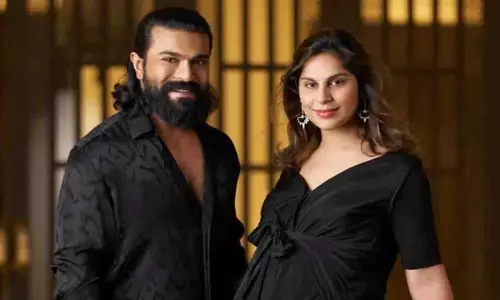 Pregnancy की यादों को लेकर भावुक हुईं राम चरण की पत्नी उपासना Pregnancy की यादों को लेकर भावुक हुईं राम चरण की पत्नी उपासना