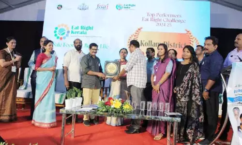 Kerala : जिले ने लगातार तीसरी बार फ़ूड सेफ़्टी अवार्ड जीता Kerala : जिले ने लगातार तीसरी बार फ़ूड सेफ़्टी अवार्ड जीता