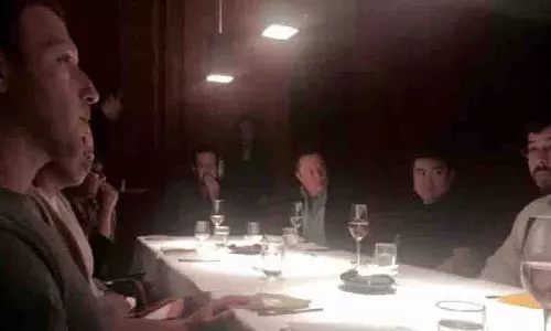 एलन मस्क, मार्क ज़करबर्ग Epstein dinner से जुड़े: नई फाइलें एलन मस्क, मार्क ज़करबर्ग Epstein dinner से जुड़े: नई फाइलें