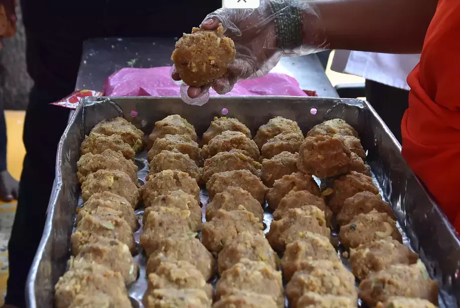 TTD लड्डू घी में मिलावट के लिए हिंदू समूहों ने वाईएसआरसी के खिलाफ कार्रवाई की मांग की