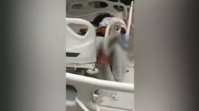 ICU बेड से मरीज गिरने का मामला