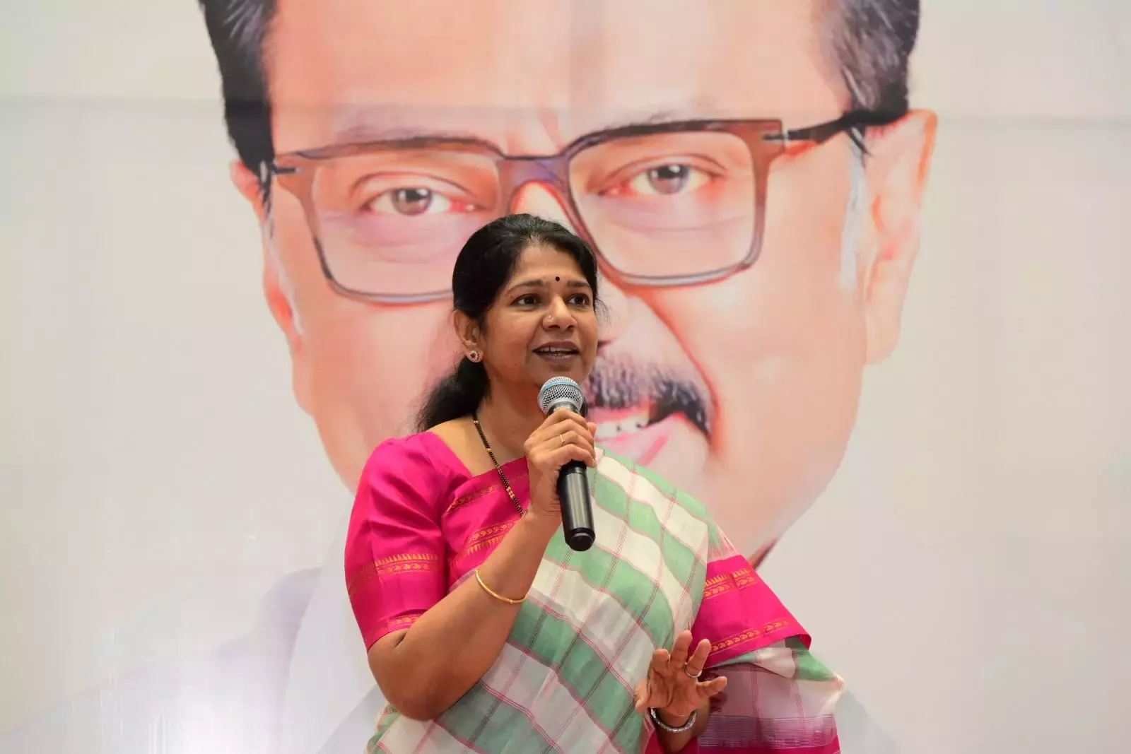 Tamil Nadu : अमेरिका के साथ ट्रेड डील से भारतीय किसानों को नुकसान Tamil Nadu : अमेरिका के साथ ट्रेड डील से भारतीय किसानों को नुकसान