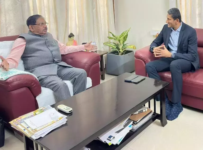 Karnataka : चिन्नास्वामी स्टेडियम में मैचों पर फैसला लेने के लिए बुधवार को मीटिंग होगी Karnataka : चिन्नास्वामी स्टेडियम में मैचों पर फैसला लेने के लिए बुधवार को मीटिंग होगी