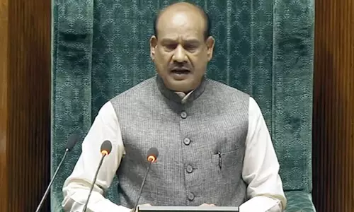 ओम बिरला के खिलाफ अविश्वास प्रस्ताव का नोटिस, लोकसभा स्पीकर ने चौंकाने वाला फैसला लिया