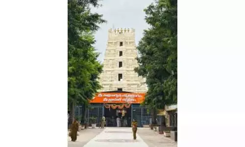श्रीशैलम में Mahashivaratri पर हर दिन लगभग 1 लाख श्रद्धालु जुटे