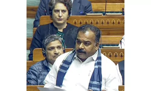 कांग्रेस MP मणिकम टैगोर ने नरवणे पुस्तक विवाद में अधिकारियों की आलोचना की
