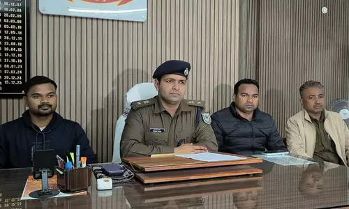 कचहरी चौक पर बोलेरो हादसा, पुलिस ने आरोपी तुरंत दबोचा कचहरी चौक पर बोलेरो हादसा, पुलिस ने आरोपी तुरंत दबोचा