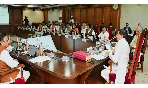 Madhya Pradesh ने जनजातीय और महिला-बाल योजनाओं के लिए बजट मंजूर किया Madhya Pradesh ने जनजातीय और महिला-बाल योजनाओं के लिए बजट मंजूर किया