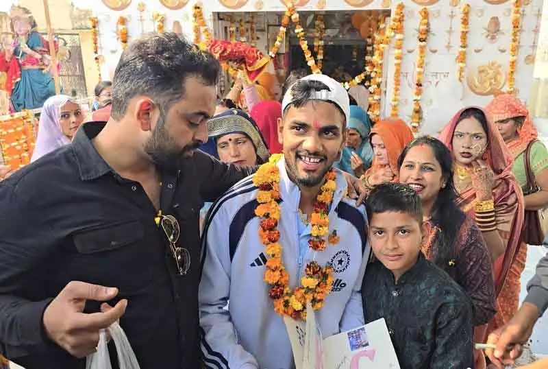 कनिष्क का Haryana में हीरो जैसा स्वागत कनिष्क का Haryana में हीरो जैसा स्वागत