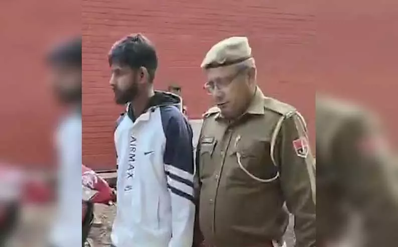 दोस्त के साथ मिलकर प्रेमिका को बनाया हवस का शिकार, अब मामले में बड़ा अपडेट आया दोस्त के साथ मिलकर प्रेमिका को बनाया हवस का शिकार, अब मामले में बड़ा अपडेट आया