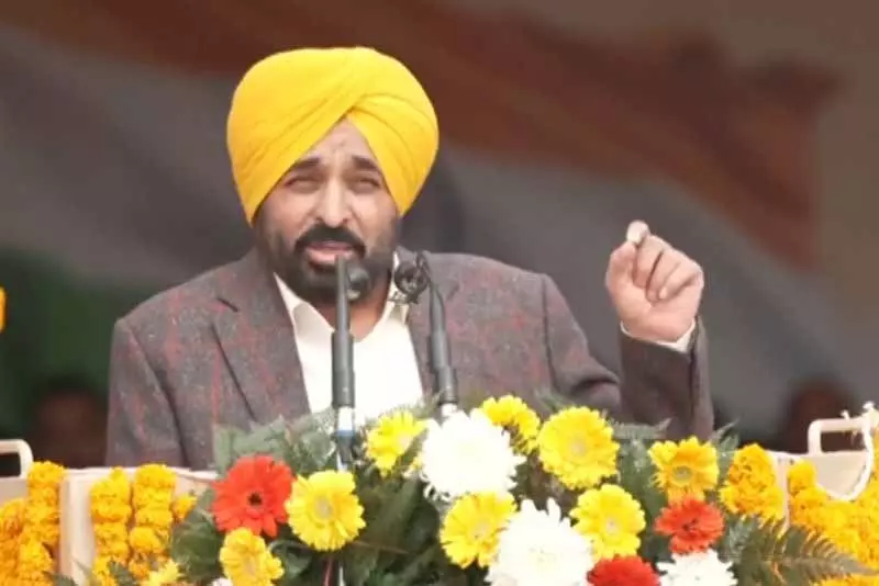 युवाओं को ड्रग्स से दूर रखने के लिए Punjab क्रिकेट लीग शुरू की गई युवाओं को ड्रग्स से दूर रखने के लिए Punjab क्रिकेट लीग शुरू की गई
