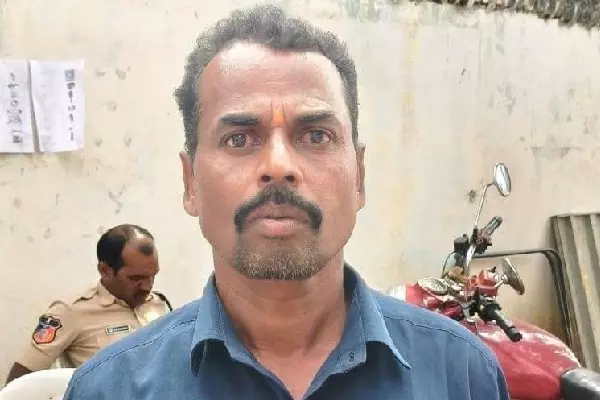 Telangana नगर निगम चुनाव में BJP उम्मीदवार की आत्महत्या, जांच शुरू Telangana नगर निगम चुनाव में BJP उम्मीदवार की आत्महत्या, जांच शुरू