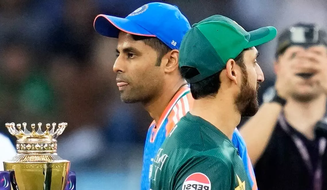 New Delhi: भारत-पाक मैच कन्फर्म, T20 वर्ल्ड कप में भिड़ंत New Delhi: भारत-पाक मैच कन्फर्म, T20 वर्ल्ड कप में भिड़ंत