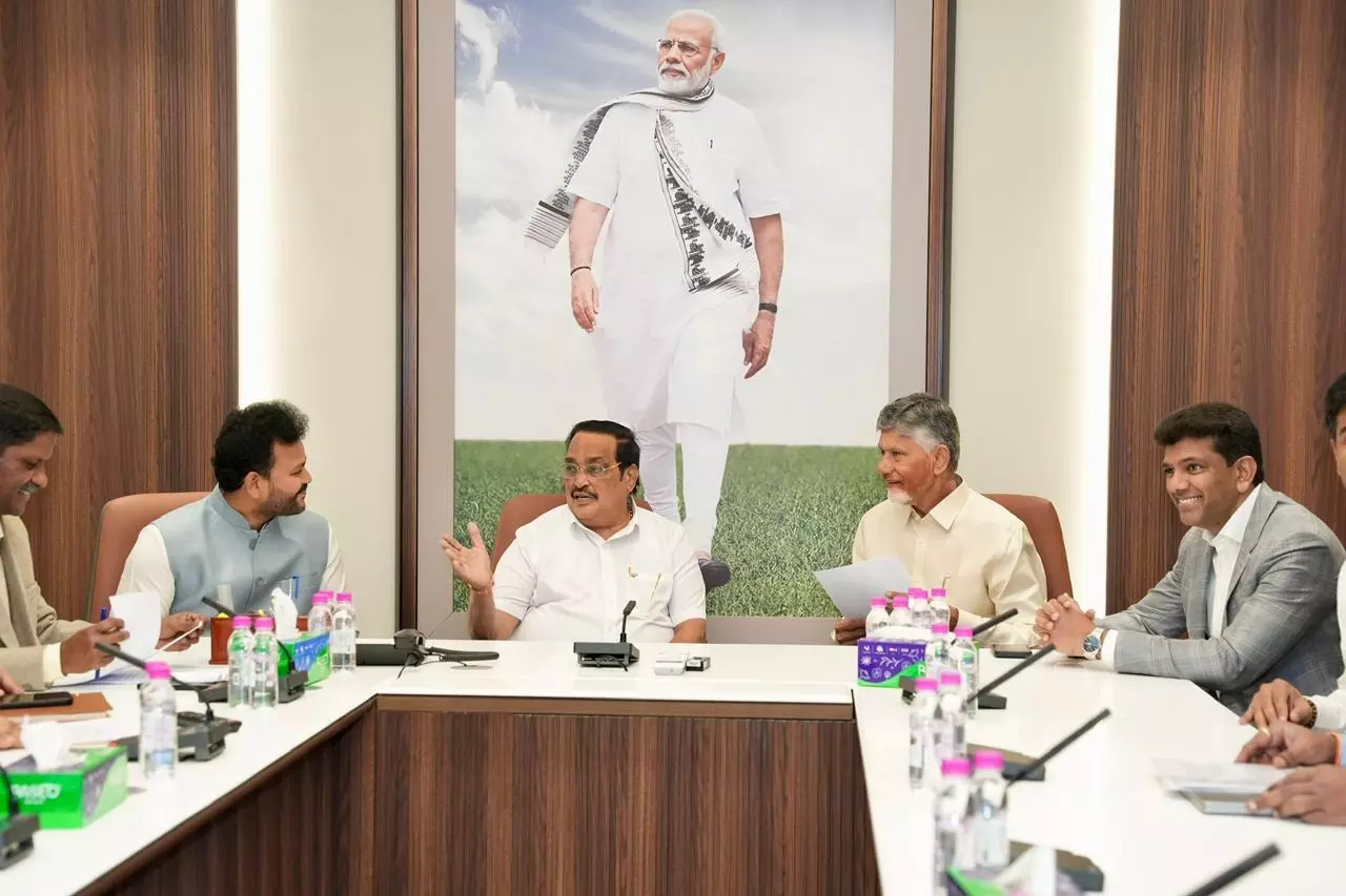 Andhra CM केंद्र को पोलावरम-नल्लामाला सागर परियोजना का प्रस्ताव दिया Andhra CM केंद्र को पोलावरम-नल्लामाला सागर परियोजना का प्रस्ताव दिया