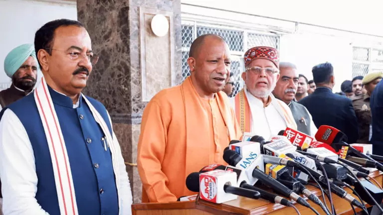 Lucknow: आर्थिक समीक्षा रिपोर्ट में यूपी की बड़ी उपलब्धि Lucknow: आर्थिक समीक्षा रिपोर्ट में यूपी की बड़ी उपलब्धि
