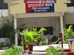 महिला की गोली मारकर हत्या, पहाड़ के पास बरामद हुआ शव महिला की गोली मारकर हत्या, पहाड़ के पास बरामद हुआ शव