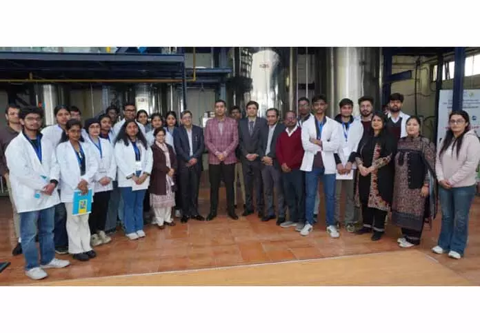 कमिशन सेक्रेटरी ST&IC, डायरेक्टर CSIR-IIIM ने बायोटेक पार्क्स का जॉइंट रिव्यू किया कमिशन सेक्रेटरी ST&IC, डायरेक्टर CSIR-IIIM ने बायोटेक पार्क्स का जॉइंट रिव्यू किया