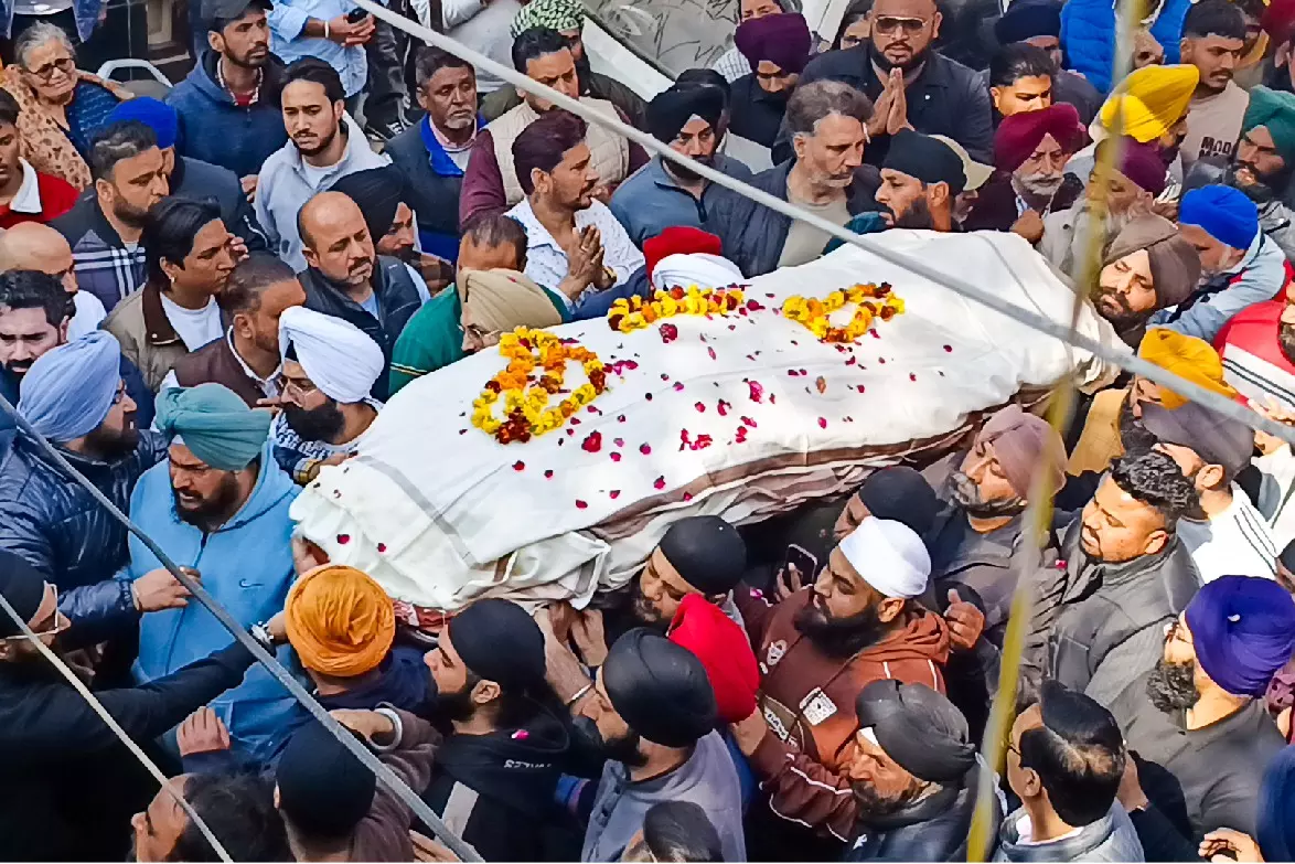 Punjab में रिमोट मर्डर का खेल: विदेश बैठे गैंगस्टर और ISI का कनेक्शन Punjab में रिमोट मर्डर का खेल: विदेश बैठे गैंगस्टर और ISI का कनेक्शन