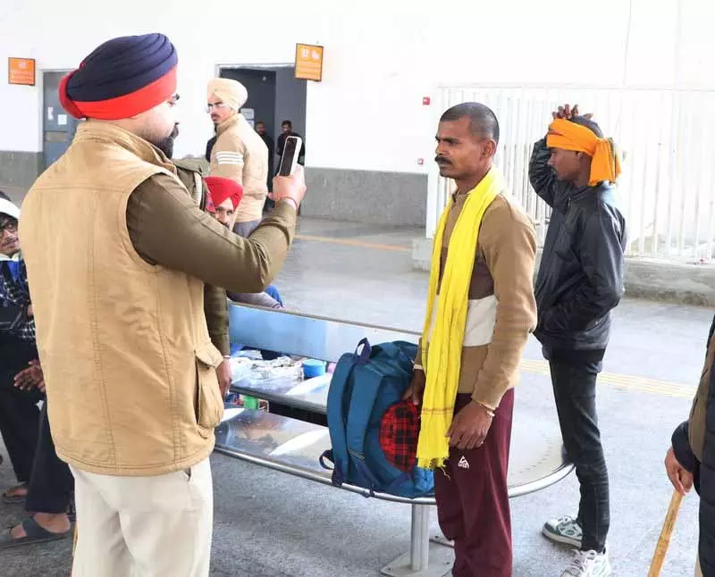 ऑपरेशन प्रहार 2.0 के तहत Jalandhar Police की कार्रवाई में 30 लोग गिरफ्तार ऑपरेशन प्रहार 2.0 के तहत Jalandhar Police की कार्रवाई में 30 लोग गिरफ्तार