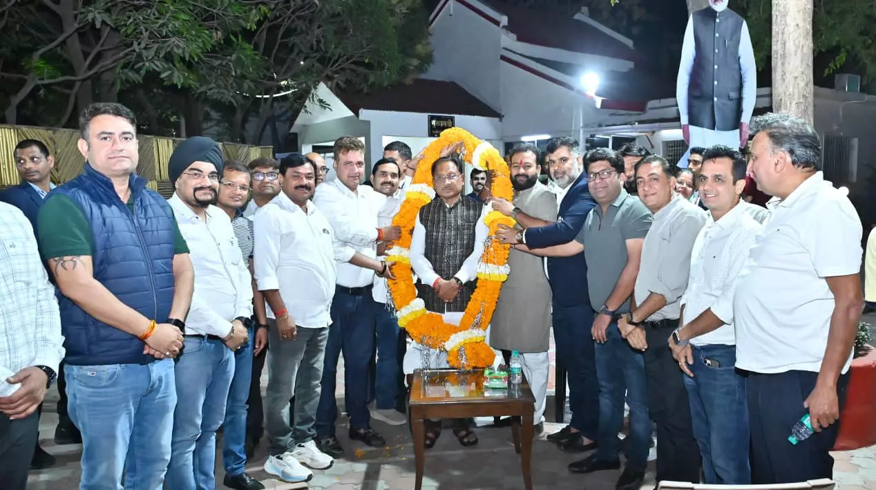 CM साय से छत्तीसगढ़ रियल एस्टेट वेलफेयर एसोसिएशन के प्रतिनिधिमंडल ने की मुलाकात CM साय से छत्तीसगढ़ रियल एस्टेट वेलफेयर एसोसिएशन के प्रतिनिधिमंडल ने की मुलाकात