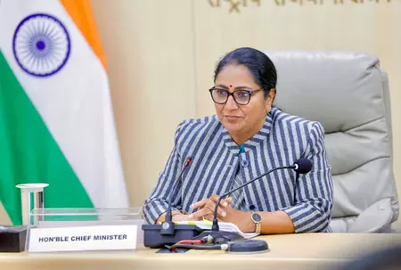 CM रेखा गुप्ता ने ‘दिल्ली लखपति बिटिया योजना’ शुरू की CM रेखा गुप्ता ने ‘दिल्ली लखपति बिटिया योजना’ शुरू की