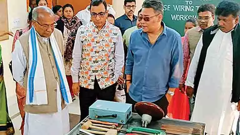 lighting industry को बचाने के लिए राज्य नई पीढ़ी को फ्री ट्रेनिंग देगा lighting industry को बचाने के लिए राज्य नई पीढ़ी को फ्री ट्रेनिंग देगा