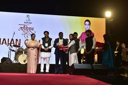 मुख्यमंत्री रेखा गुप्ता ने दिल्ली विश्वविद्यालय में ‘भजन क्लबिंग’ उत्सव का शुभारंभ किया मुख्यमंत्री रेखा गुप्ता ने दिल्ली विश्वविद्यालय में ‘भजन क्लबिंग’ उत्सव का शुभारंभ किया