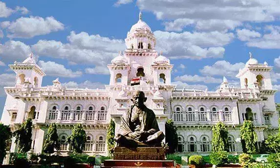 Telangana : महाराष्ट्र ने लेंडी प्रोजेक्ट को पूरा करने के लिए फंड मांगा Telangana : महाराष्ट्र ने लेंडी प्रोजेक्ट को पूरा करने के लिए फंड मांगा
