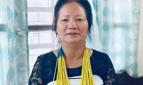 Arunachal: याटर पादु दोजी राज्य की पहली महिला सीई बनीं Arunachal: याटर पादु दोजी राज्य की पहली महिला सीई बनीं