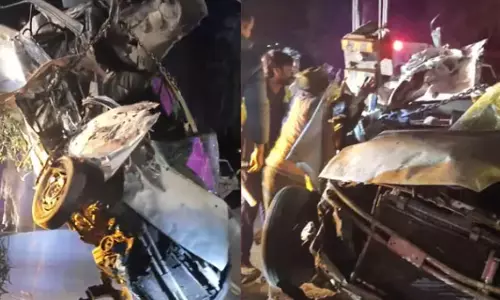 6 युवकों की मौत, नेशनल हाईवे में कार दुर्घटनाग्रस्त 6 युवकों की मौत, नेशनल हाईवे में कार दुर्घटनाग्रस्त