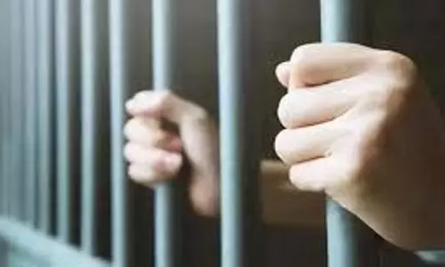 Bihar : बक्सर-फतुहा पैसेंजर ट्रेन लूटकांड का 24 घंटे में खुलासा,दो बदमाश गिरफ्तार Bihar : बक्सर-फतुहा पैसेंजर ट्रेन लूटकांड का 24 घंटे में खुलासा,दो बदमाश गिरफ्तार