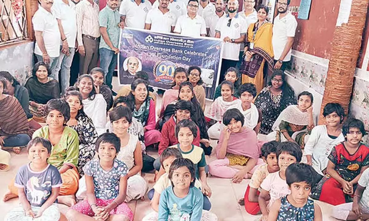 Andhra: IOB ने 90वां स्थापना दिवस मनाया Andhra: IOB ने 90वां स्थापना दिवस मनाया