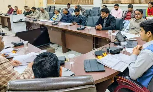 Rewari DC ने CM के प्रोजेक्ट्स पर काम शुरू करने का निर्देश दिया