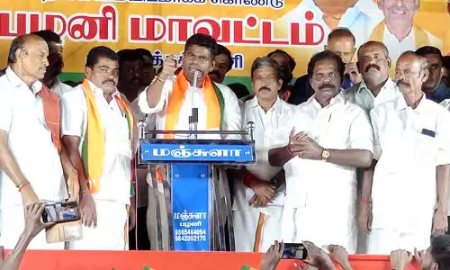 पलानी को अलग ज़िला घोषित करने की मांग को लेकर विरोध प्रदर्शन: Annamalai ने हिस्सा लिया पलानी को अलग ज़िला घोषित करने की मांग को लेकर विरोध प्रदर्शन: Annamalai ने हिस्सा लिया