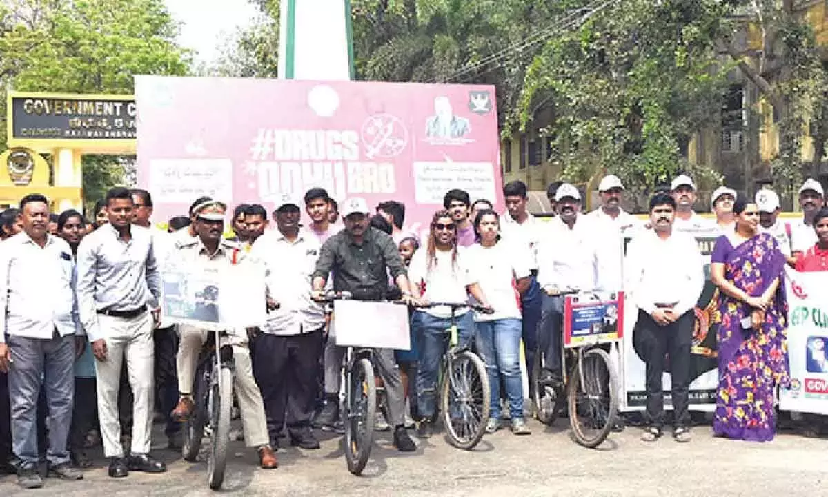 Andhra: ‘पेडल फॉर फ्रीडम’ रैली संपन्न हुई