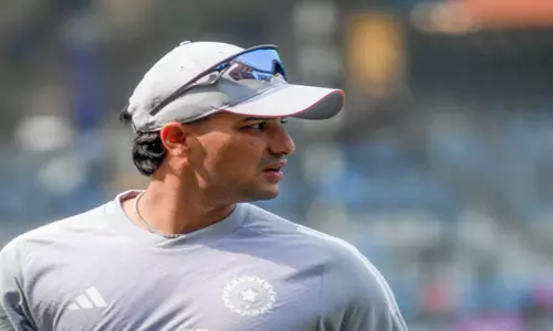 टी20 विश्व कप: अभिषेक शर्मा अस्पताल में भर्ती, भारतीय टीम की मुश्किल बढ़ी टी20 विश्व कप: अभिषेक शर्मा अस्पताल में भर्ती, भारतीय टीम की मुश्किल बढ़ी