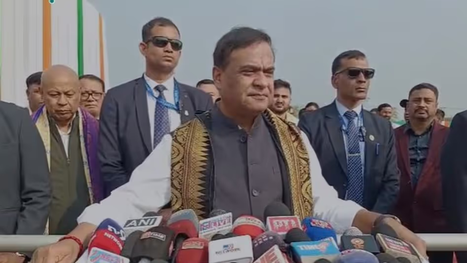 गौरव बिना वीज़ा के रावलपिंडी गए थे, इसलिए वह स्टेट गेस्ट थे Himanta गौरव बिना वीज़ा के रावलपिंडी गए थे, इसलिए वह स्टेट गेस्ट थे Himanta