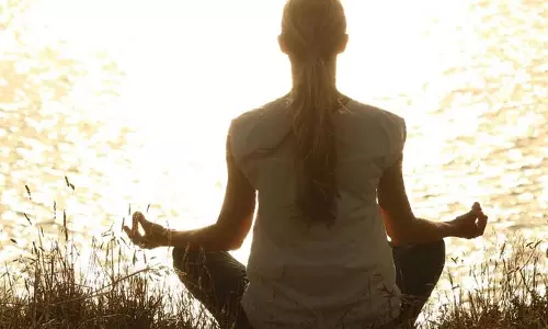 Yoga Tips: बेहतर स्वास्थ्य के लिए हर उम्र वालों को जरूर करने चाहिए ये योगासन Yoga Tips: बेहतर स्वास्थ्य के लिए हर उम्र वालों को जरूर करने चाहिए ये योगासन