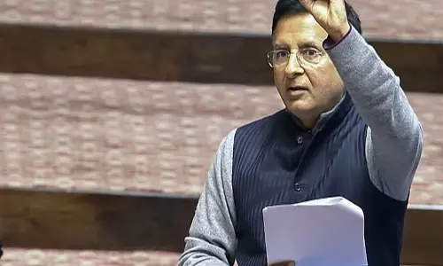 केंद्र का कर्ज 185.95 लाख करोड़, Congress ने उठाए सवाल
