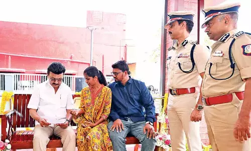 CM Stalin ने कोलाथुर में 17.6 करोड़ रुपये की सरकारी परियोजनाओं का उद्घाटन किया CM Stalin ने कोलाथुर में 17.6 करोड़ रुपये की सरकारी परियोजनाओं का उद्घाटन किया
