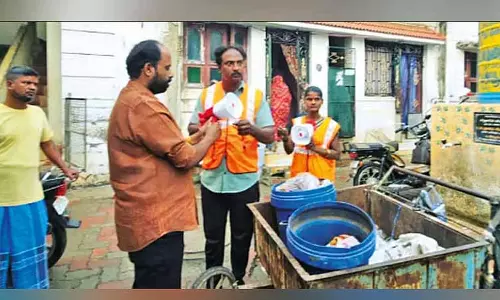 Sivaganga वार्ड में पार्षद ने सफाई कर्मचारियों के लिए सीटी बजाने पर रोक लगा दी Sivaganga वार्ड में पार्षद ने सफाई कर्मचारियों के लिए सीटी बजाने पर रोक लगा दी