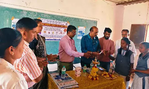 Chintamani : बच्चों को पेट के कीड़े मारने की दवा बांटी गई Chintamani : बच्चों को पेट के कीड़े मारने की दवा बांटी गई