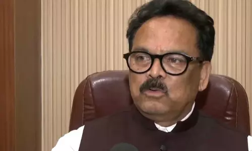 नरवणे पुस्तक विवाद के बीच Congress के सुखदेव भगत ने केंद्र सरकार पर निशाना साधा नरवणे पुस्तक विवाद के बीच Congress के सुखदेव भगत ने केंद्र सरकार पर निशाना साधा