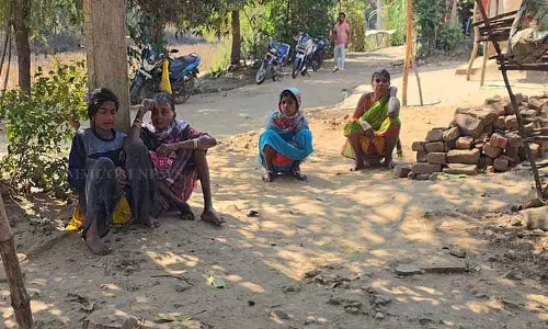 Kalahandi के एक परिवार ने आंध्र प्रदेश से प्रवासी मज़दूर का शव लाने में मदद की अपील की Kalahandi के एक परिवार ने आंध्र प्रदेश से प्रवासी मज़दूर का शव लाने में मदद की अपील की
