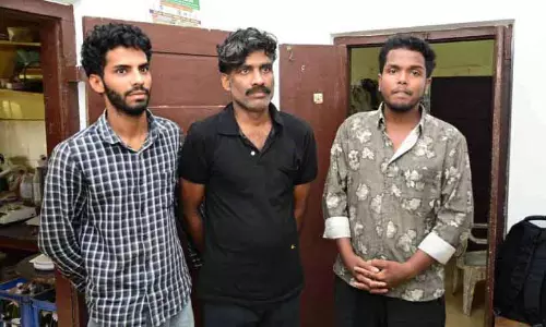 Kerala : नशीले पदार्थों के साथ तीन लोग गिरफ्तार