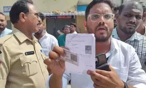 Nalgonda Elections में निशांत के आधार का इस्तेमाल कर फर्जी वोटिंग हुई Nalgonda Elections में निशांत के आधार का इस्तेमाल कर फर्जी वोटिंग हुई
